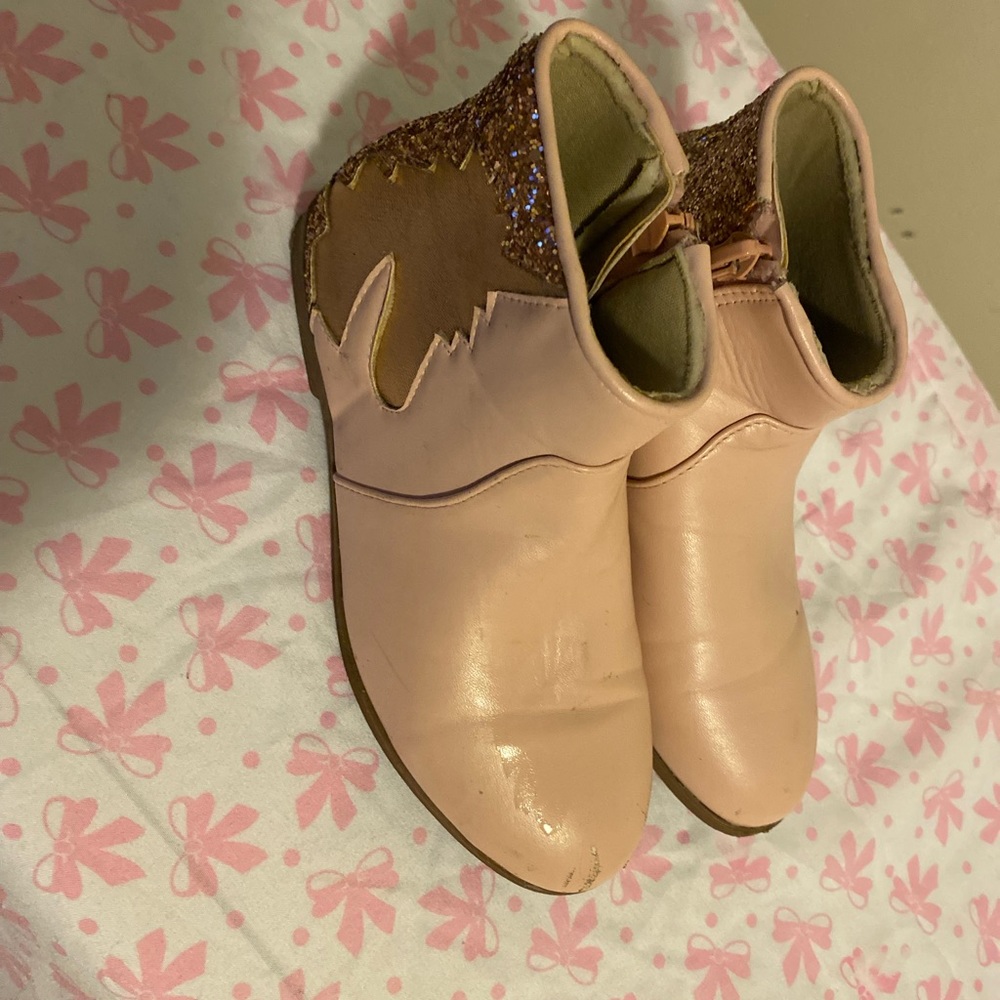 Pink boots - Picture 2 of 2